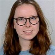 Je souhaite aider aux devoirs pour les plus jeunes et les aider à prendre confiance en eux en langues